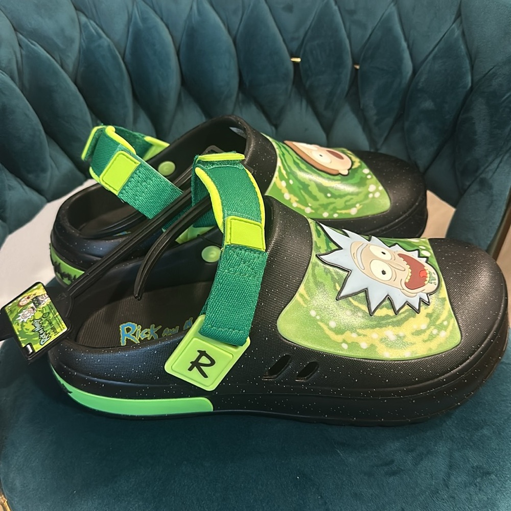 Rick and Morty Crocs with Strap - Size 9 - Picture 4 of 6